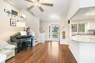4931 Carriage Dr, Gurnee, IL 60031 - Photo 11