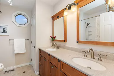 4931 Carriage Drive, Gurnee, IL 60031 - Photo 17