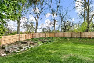 4931 Carriage Dr, Gurnee, IL 60031 - Photo 31