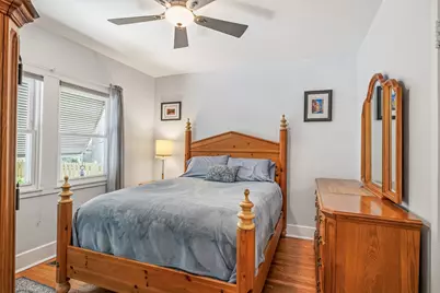 389 Addison Road, Riverside, IL 60546 - Photo 11