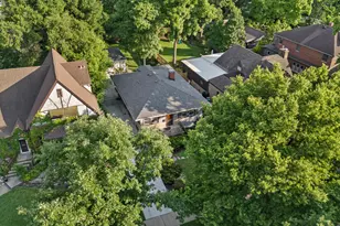 389 Addison Rd, Riverside, IL 60546 - Photo 29