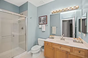 1572 Maple Ave, Evanston, IL 60201 - Photo 13