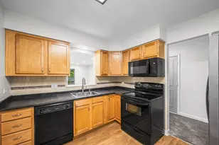 1365 N Sterling Ave, Palatine, IL 60067 - Photo 5