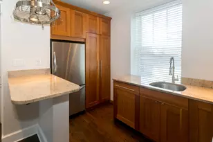 3614 N Bosworth Ave, Chicago, IL 60613 - Photo 3