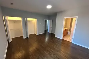 834 W Montrose Ave, Chicago, IL 60613 - Photo 11