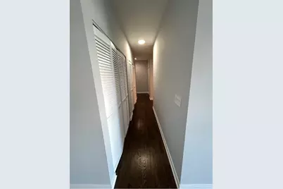 834 W Montrose Avenue #403, Chicago, IL 60613 - Photo 3