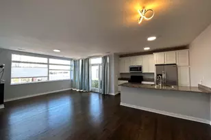 834 W Montrose Ave, Chicago, IL 60613 - Photo 5