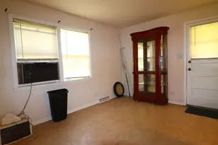 6745 S Bell Ave, Chicago, IL 60636 - Photo 5