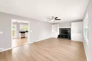120 Henry Dr, Orion, IL 61273 - Photo 3