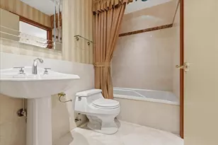 5400 S Hyde Park Blvd, Chicago, IL 60615 - Photo 11