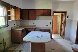 11534 S Princeton Ave, Chicago, IL 60628 - Photo 11