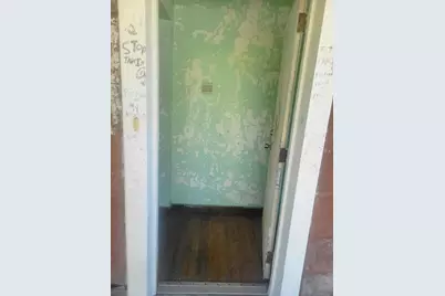 11534 S Princeton Avenue, Chicago, IL 60628 - Photo 17