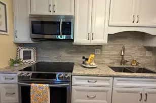 1405 E Central Rd, Arlington Heights, IL 60005 - Photo 15