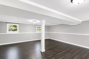 419 Deerpath Dr, Lindenhurst, IL 60046 - Photo 19