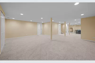 861 Gloucester Crossing, Lake Forest, IL 60045 - Photo 33