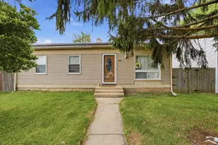 2042 Gideon Ave, Zion, IL 60099 - Photo 1