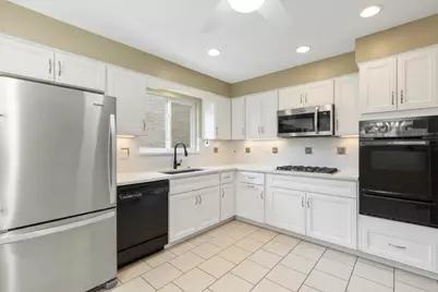 9306 Lavergne Avenue, Skokie, IL 60077 - Photo 5