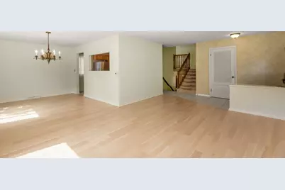 9306 Lavergne Avenue, Skokie, IL 60077 - Photo 11