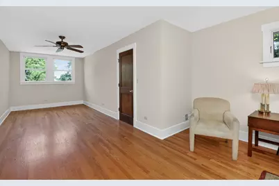 2 S Stough Street, Hinsdale, IL 60521 - Photo 27