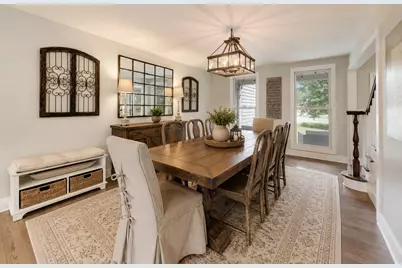 1604 Churchill Court, Libertyville, IL 60048 - Photo 9