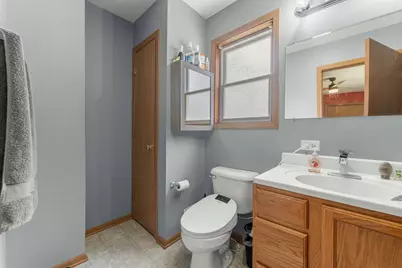 1820 W Oakleaf Drive, McHenry, IL 60051 - Photo 17