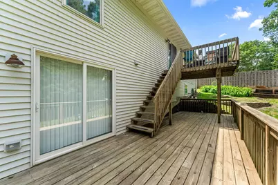 1820 W Oakleaf Drive, McHenry, IL 60051 - Photo 7