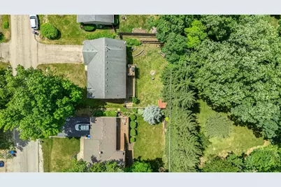 1820 W Oakleaf Drive, McHenry, IL 60051 - Photo 33