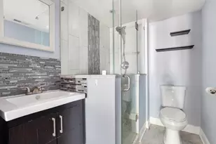 10516 Ridge Cove Dr, Chicago Ridge, IL 60415 - Photo 11