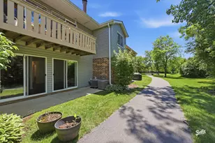 622 N Deer Run Dr, Palatine, IL 60067 - Photo 11