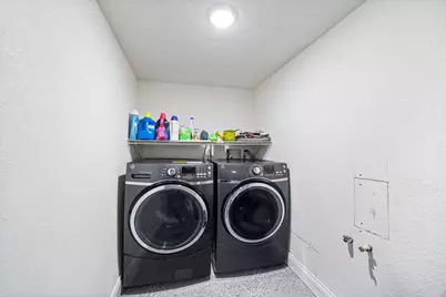 5136 W George Street, Chicago, IL 60641 - Photo 31