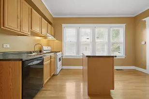 7545 S Ridgeland Ave, Chicago, IL 60649 - Photo 13