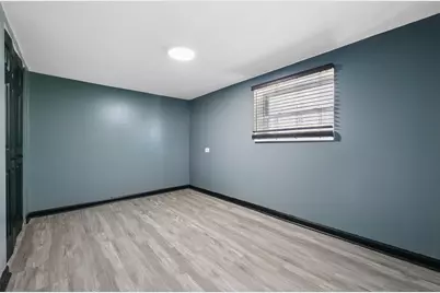 7545 S Ridgeland Avenue, Chicago, IL 60649 - Photo 23