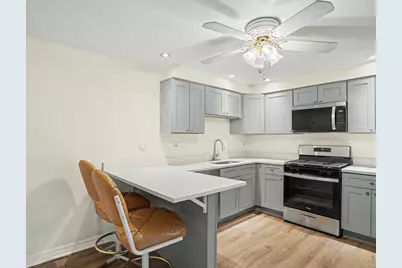 11115 S 84th Ave #2B, Palos Hills, IL 60465 - Photo 7