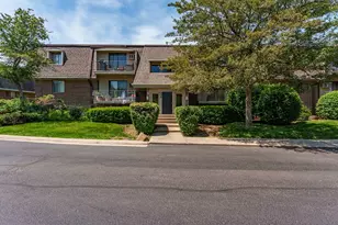208 E Bailey Rd, Naperville, IL 60565 - Photo 1