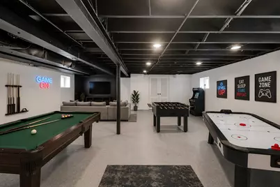 5718 N Parkside Avenue, Chicago, IL 60646 - Photo 23