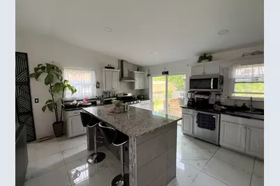 38201 N Loyola Avenue, Beach Park, IL 60087 - Photo 3