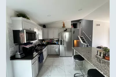 38201 N Loyola Avenue, Beach Park, IL 60087 - Photo 5