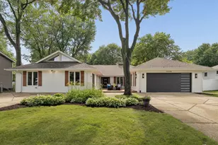 11S506 Whittington Ln, Naperville, IL 60564 - Photo 1