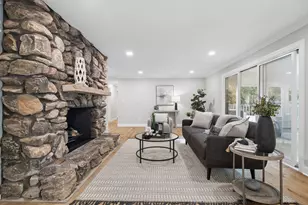 11S506 Whittington Ln, Naperville, IL 60564 - Photo 11
