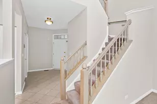 2259 Briar Ct, Hoffman Estates, IL 60169 - Photo 5