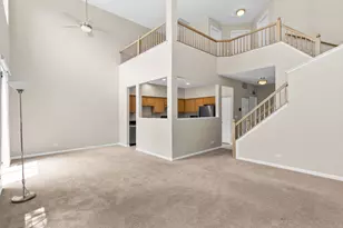 2259 Briar Ct, Hoffman Estates, IL 60169 - Photo 7