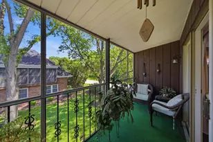 12642 S London Ln, Palos Heights, IL 60463 - Photo 3