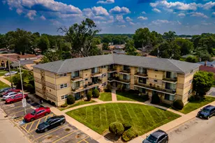 1025 W Vermont St, Calumet Park, IL 60827 - Photo 1