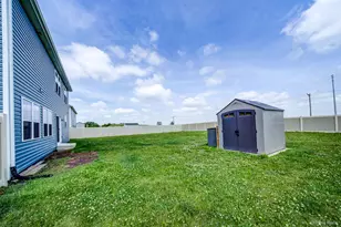 447 Shamrock Ln, Manteno, IL 60950 - Photo 29