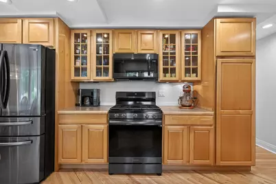 433 S Euclid Avenue, Villa Park, IL 60181 - Photo 9