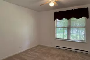 7304 Lynda Ct, Fox Lake, IL 60020 - Photo 9