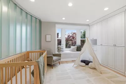 1327 W Barry Street, Chicago, IL 60657 - Photo 13