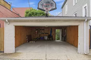 1327 W Barry St, Chicago, IL 60657 - Photo 23