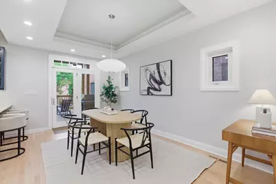 1327 W Barry Street, Chicago, IL 60657 - Photo 7