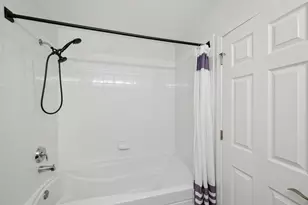 280 Hickory Ln, South Elgin, IL 60177 - Photo 23